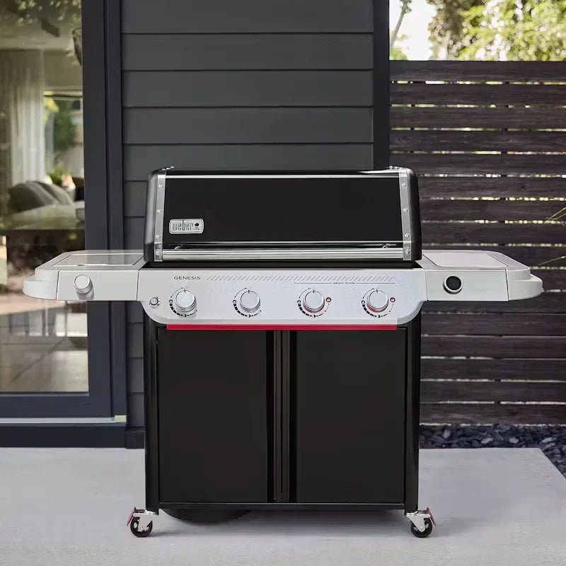 Apex Series E-435 4-Burner Gas Barbecue
