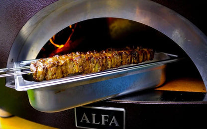 Classic Wood-Fired Compact Outdoor Pizza Oven