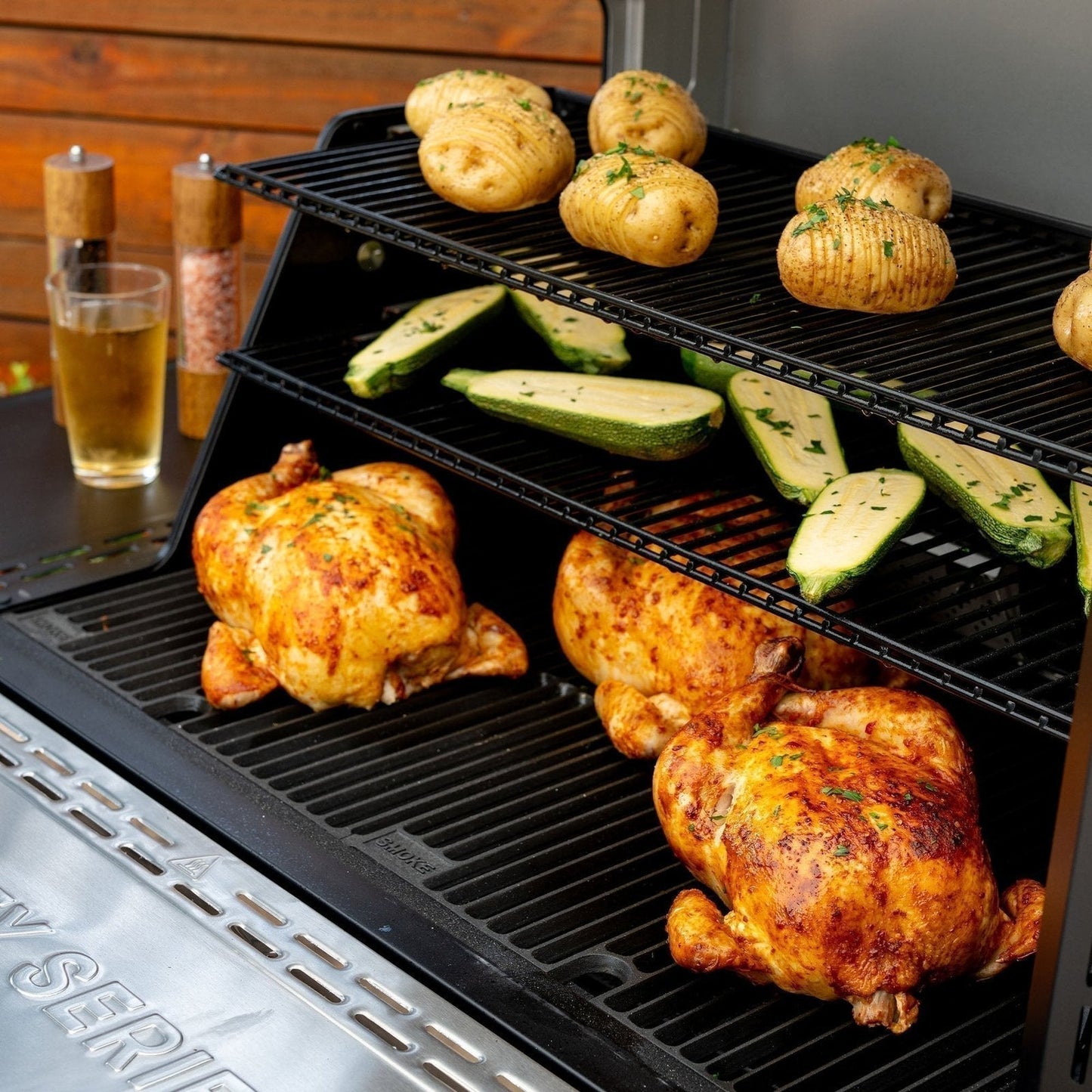 Gravity-Feed 1150 Charcoal BBQ & Smoker Starter Pack